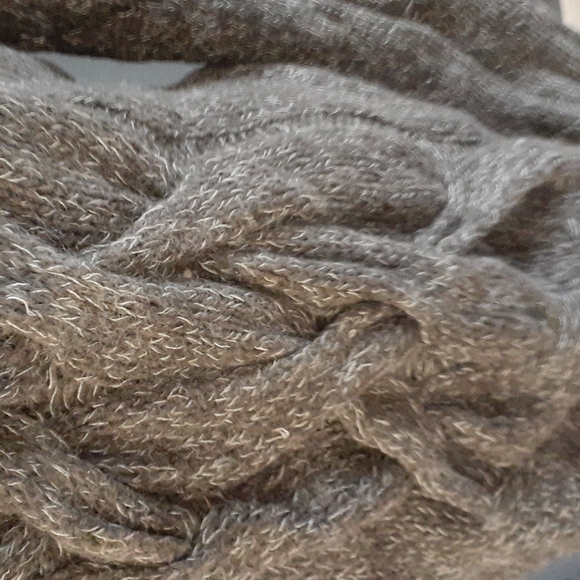 Theory gray wool blend cable knit crewneck pullover sweater size small - Picture 4 of 10